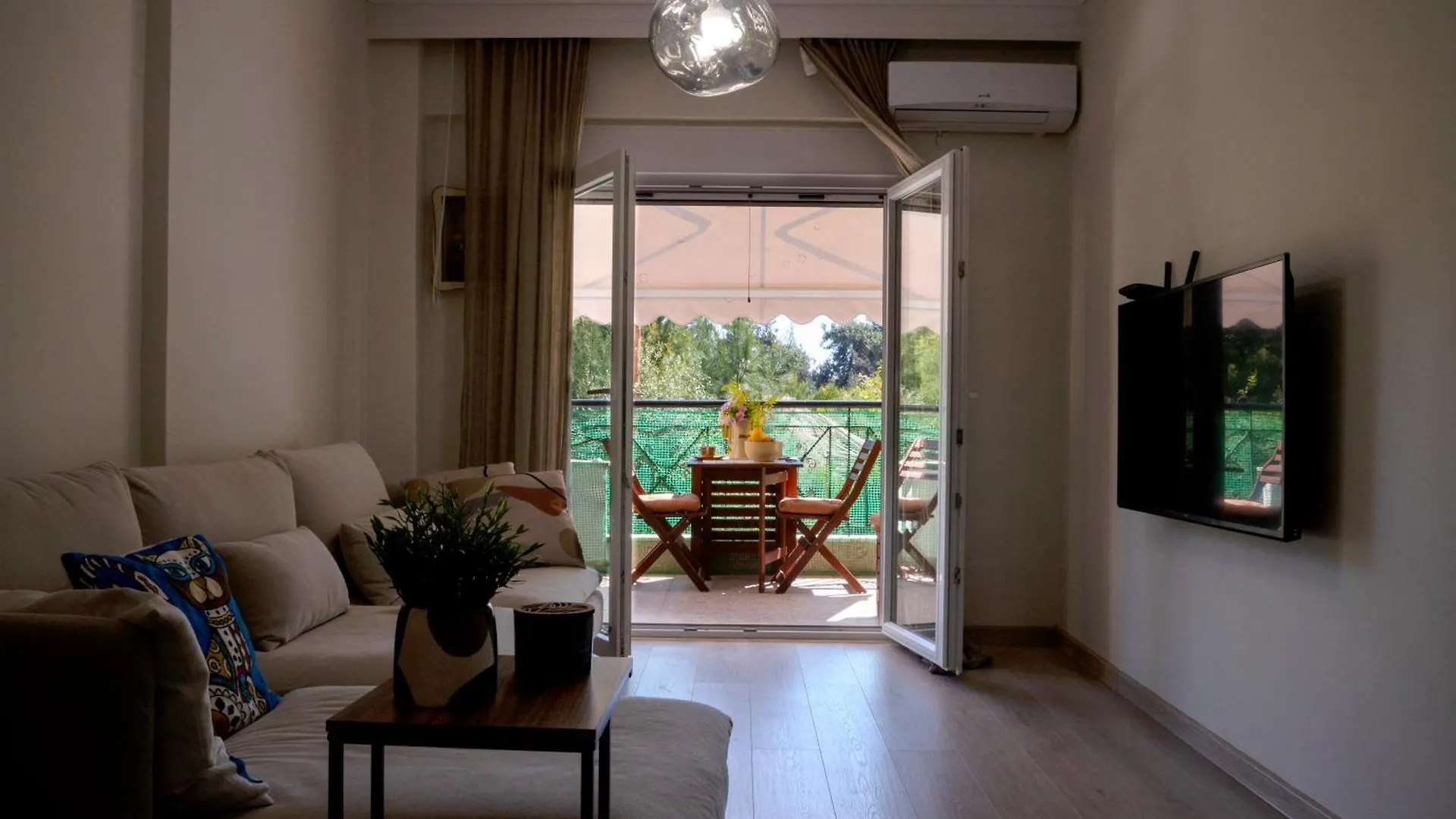 Sirmar Seaview Apartment Nea Kallikrateia اليونان