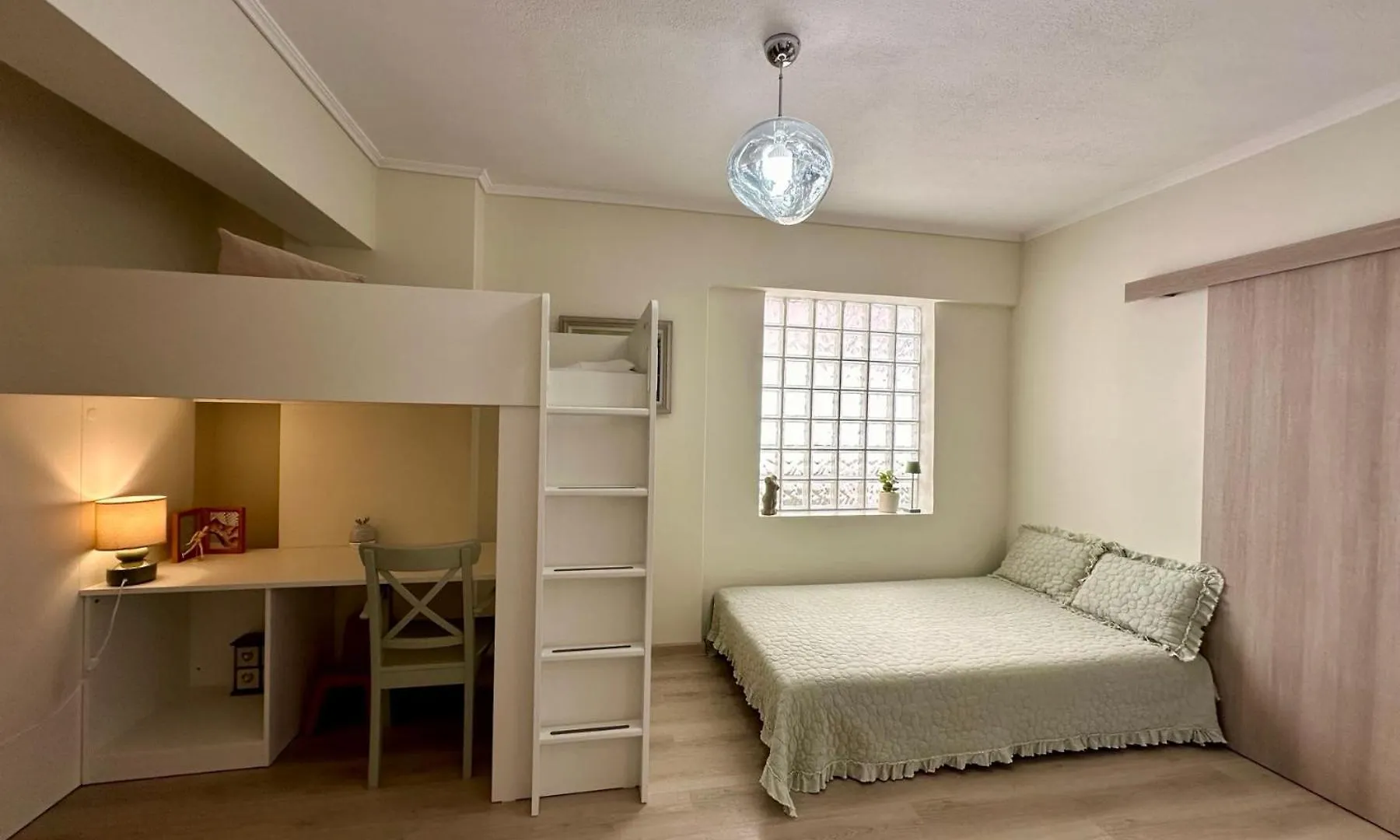 Sirmar Seaview Apartment Nea Kallikrateia